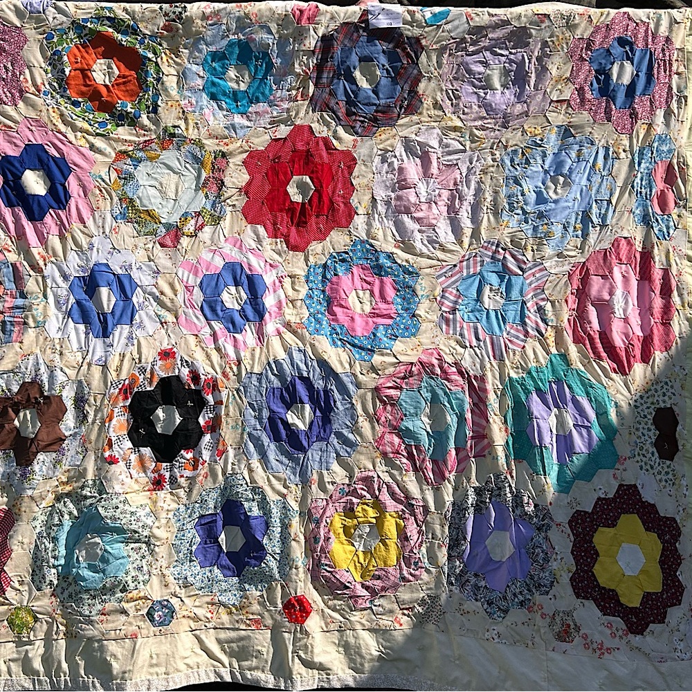 Lancaster County Pennsylvania, handmade quilt knotted, signed and dated.